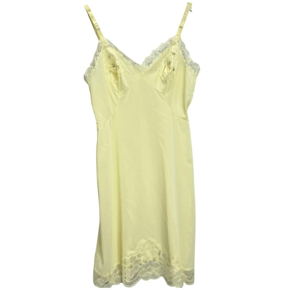 Vintage Shadowline Butter Yellow Full Slip S/34 Nylon Floral Lace Detail Dress